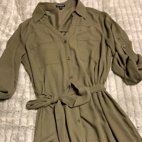 Express Button Down Tie Dress - Picture 3 of 7